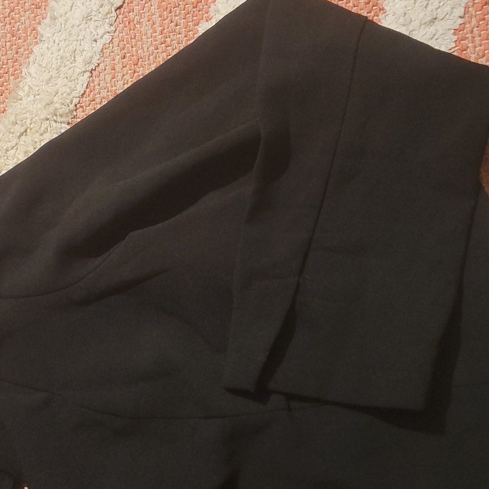 Black blazer - Picture 3 of 6
